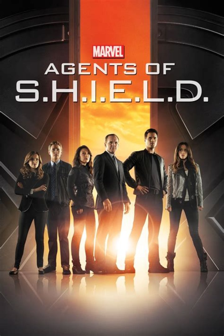 Agents Of S.H.I.E.L.D. Season 3 Promo Image Spotlights The Team’s New Bus