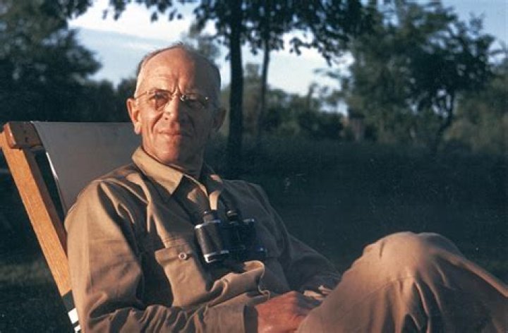 Aldo Leopold Biography - Childhood, Life Achievements & Timeline