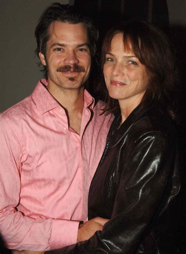 Alexis Knief - Bio, Facts, Family Life of Wife of Timothy Olyphant