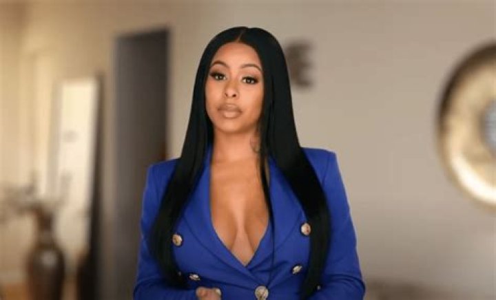 Alexis Skyy Shows Off The Gift For Her BF’s Birthday – See The Video And Check Out This Icy Bling!