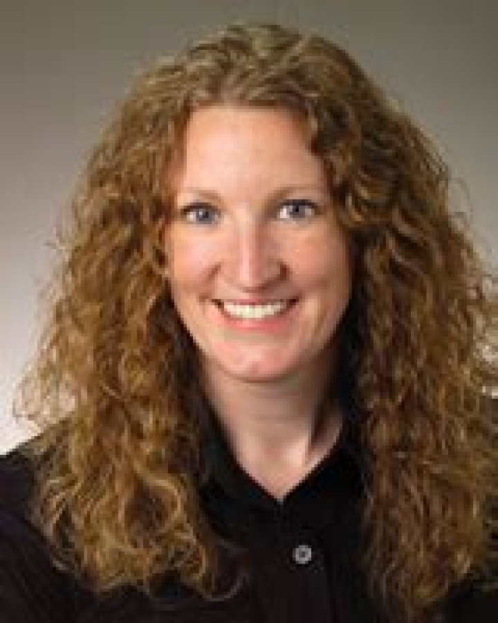 Dr. Amanda Diamond, MD – Fargo, ND