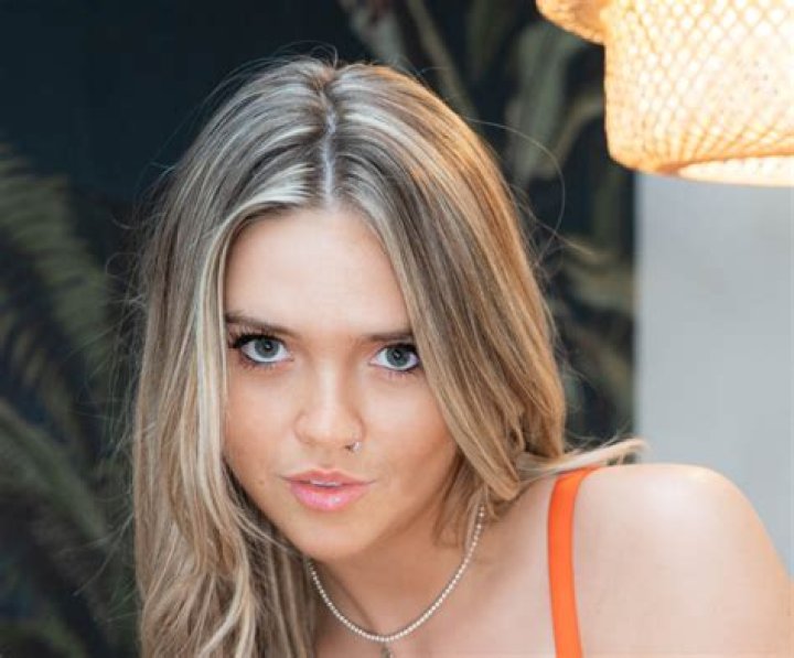 Dr. Angie Sweeney, MD – Novi, MI