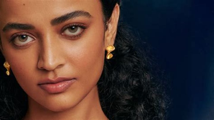 Anjali Sivaraman Wiki, Age, Boyfriend, Ethnicity, Height, Parents, Net Worth & More