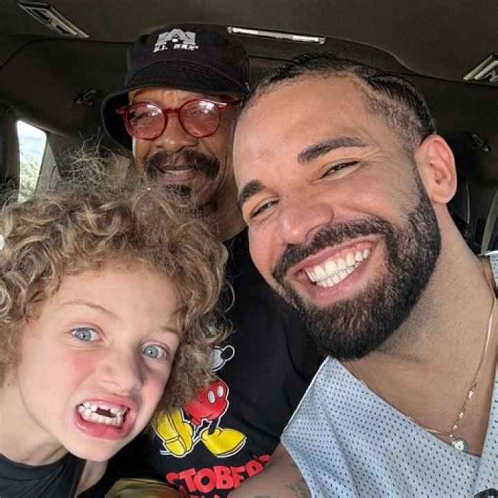 Are Drakes Mom And Dad Still Together? – Celebrity