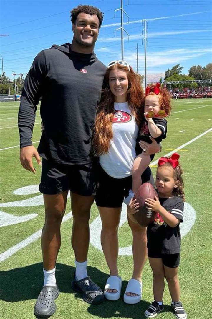 Arik Armstead family, wife, children, parents, siblings