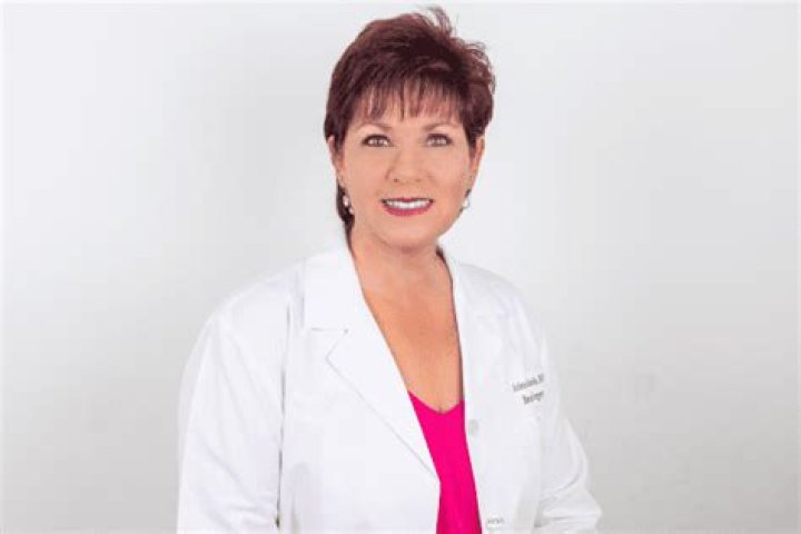 Dr. Arlene Ricardo, MD – Houston, TX
