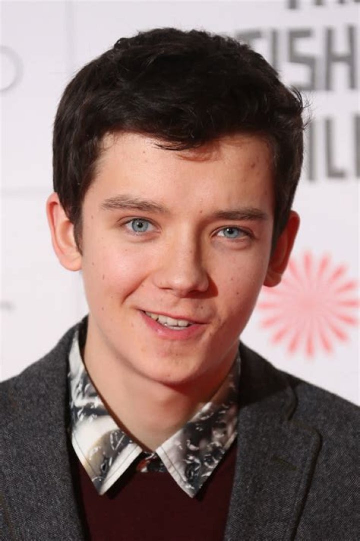 Asa Butterfield Biography - Facts, Childhood, Family Life & Achievements