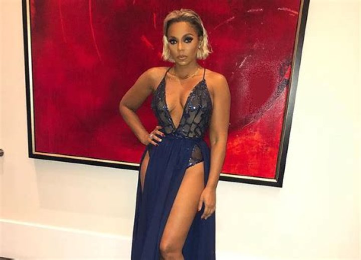 Ashanti Gives Ciara A Run For Her Money In Latest Fashion Faceoff Pictures