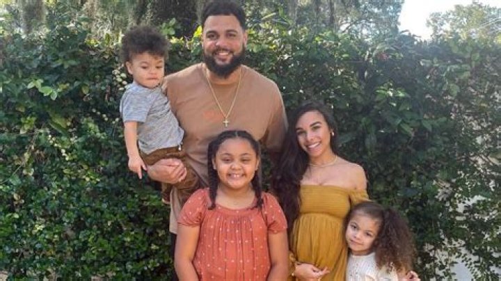 Ashli Evans: Mike Evans Wife, Age, Daughter, Instagram, Biography and Wiki