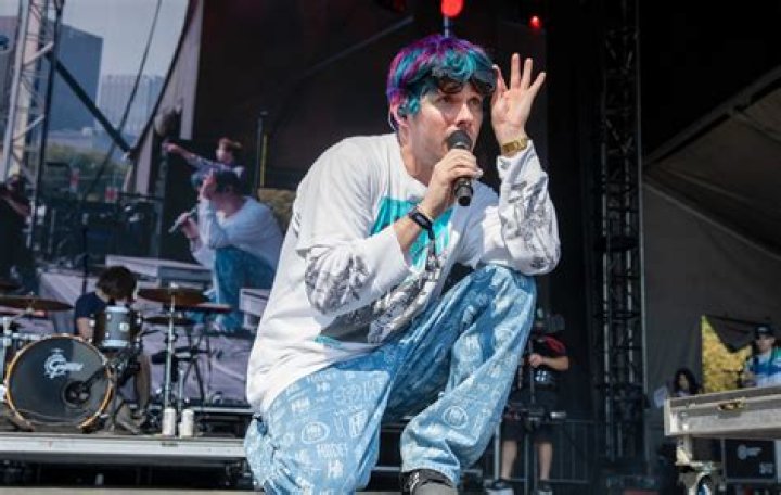 Awsten Knight Wife: Who is Awsten Knight Dating, Is He Gay?