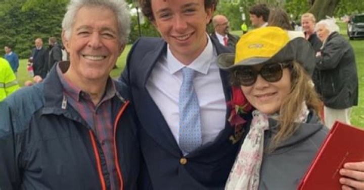 Barry Williams family, wives, children, parents, siblings