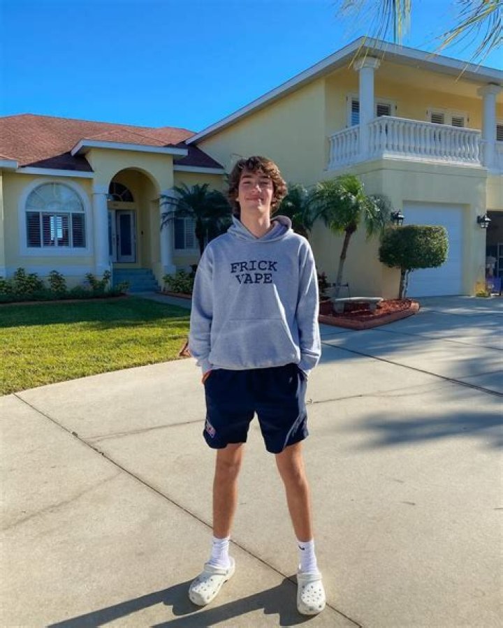 Baylen Levine Age, Wikipedia, Biography Height, Weight, Net Worth and more