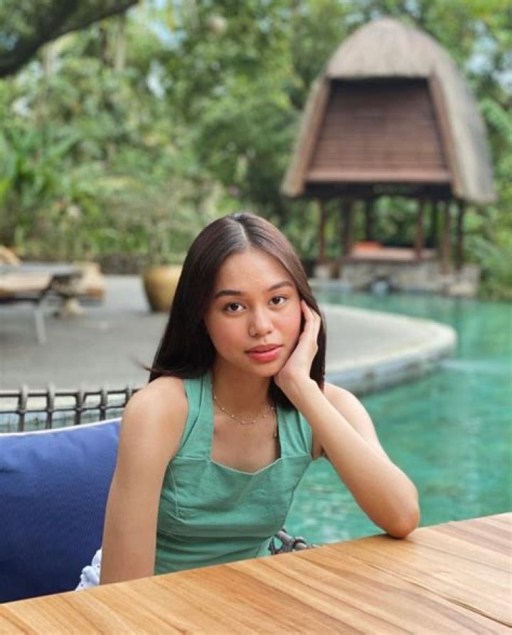 Bella Racelis Height, Weight, Net Worth, Age, Birthday, Wikipedia, Who, Nationality, Biography