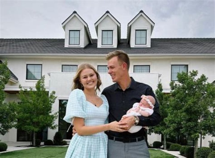 Bella Weems-Lambert Height, Weight, Net Worth, Age, Birthday, Wikipedia, Who, Nationality, Biography