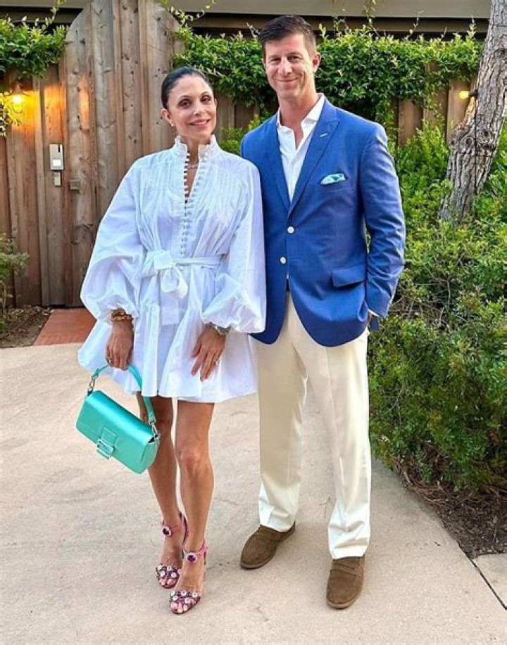 Bethenny Frankel Makes Her Rumored Relationship With Paul Bernon Instagram Official!