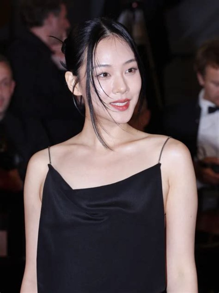 BIBI Height, Weight, Net Worth, Age, Birthday, Wikipedia, Who, Nationality, Biography