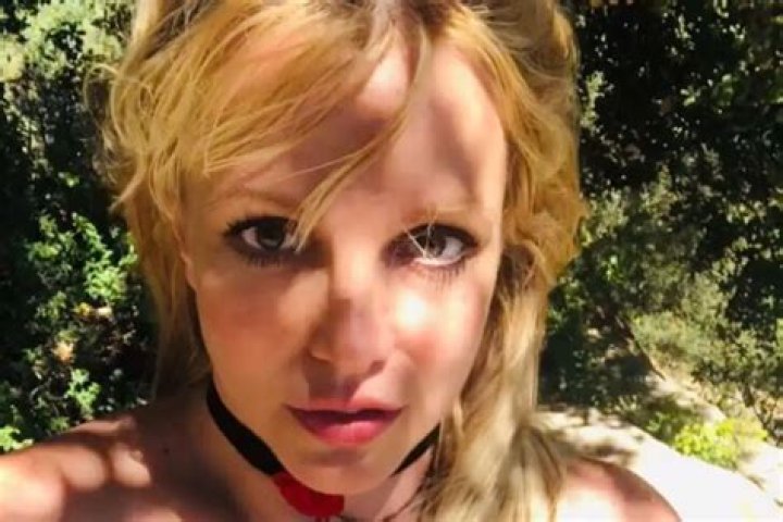 Britney Spears Called ‘So Pretty’ For Her Makeup-Less Selfies