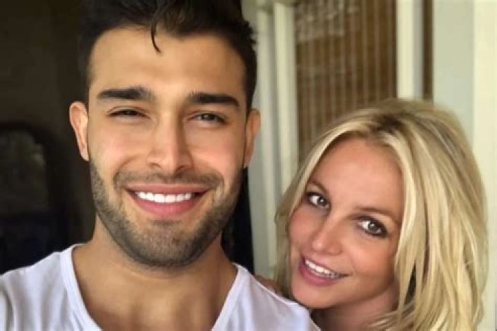 Britney Spears’ Father Will Continue Being Her Conservator Despite Protests