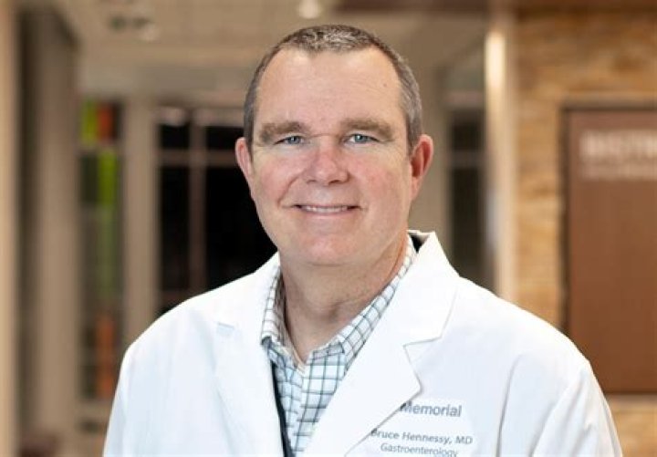 Dr. Bruce Hennessy, MD – Columbus, OH