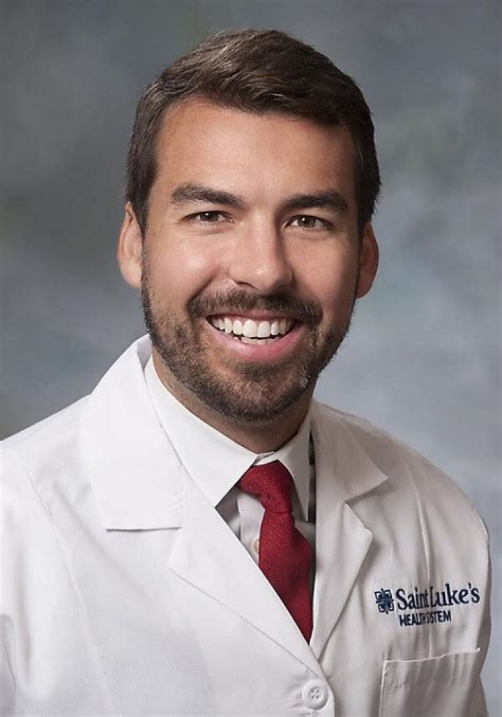Dr. Cameron Herr, DO – Kansas City, MO