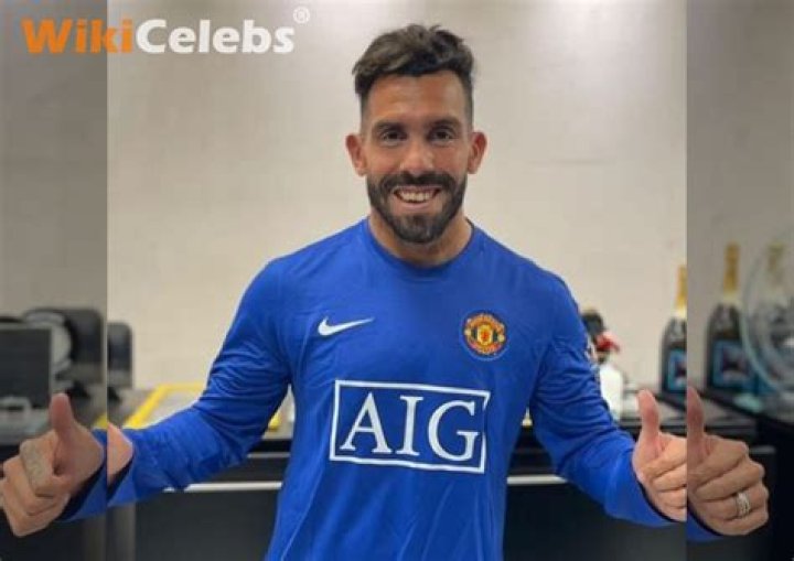 Carlos Tevez Age, Wikipedia, Biography, Children, Salary, Net Worth, Parents.