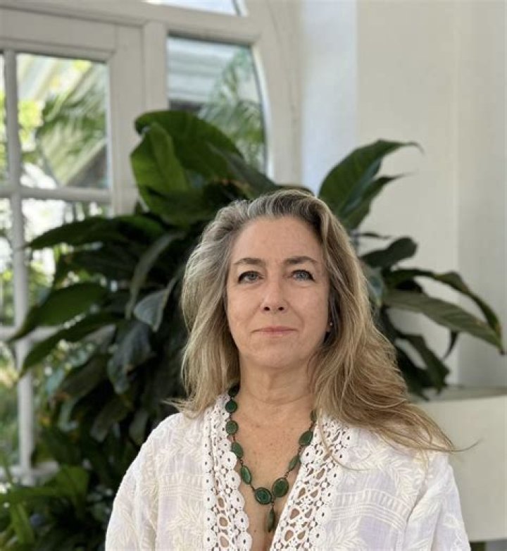 Carmen Caro Almodovar, PA – Manhasset, NY