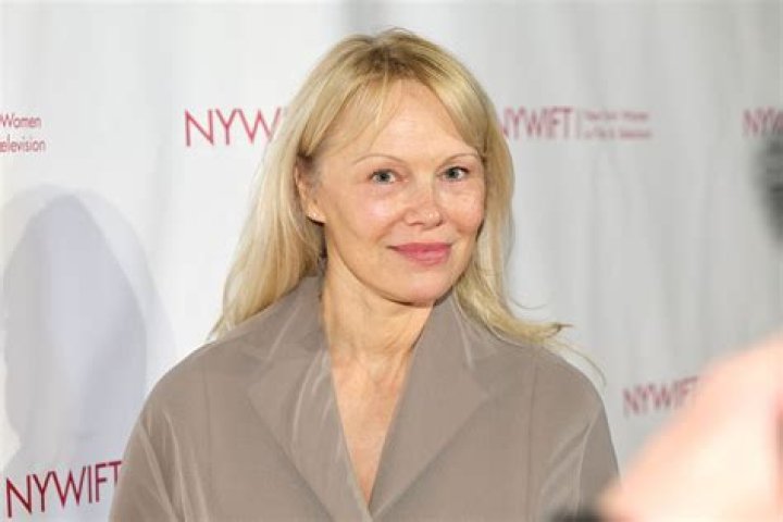 Carol Andreson Net Worth, Income, Salary, Earnings, Biography