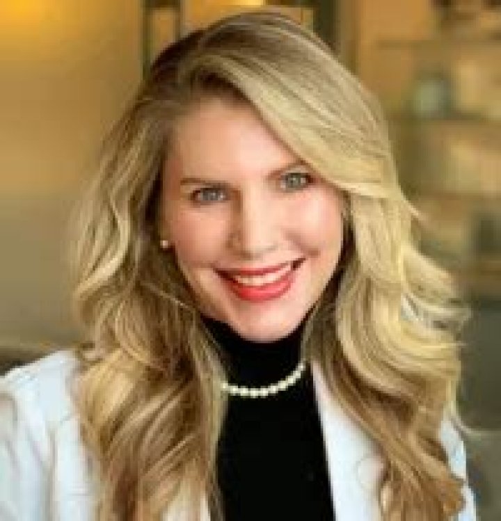 Dr. Carol Walton, MD – Bettendorf, IA