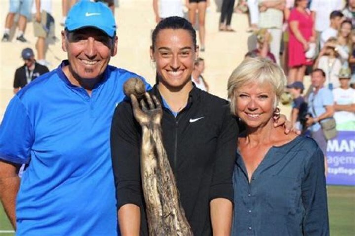 Caroline Garcia family: Husband, children, parents, siblings