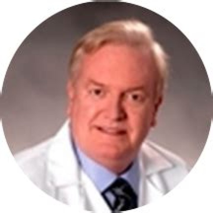Dr. Charles MacCallum, MD – Hudson, OH