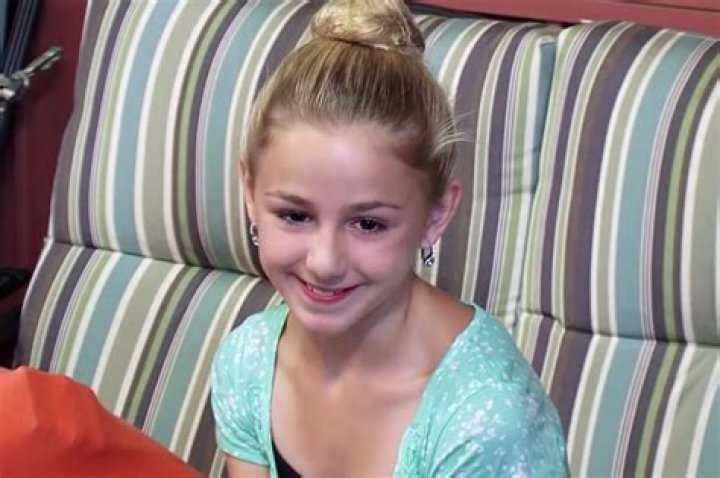 Chloe Lukasiak Biography - Facts, Childhood, Family Life & Achievements