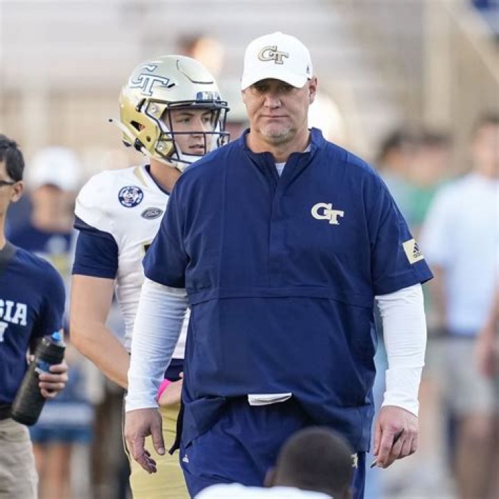 Chris Weinke Biography - Facts, Childhood, Family Life & Achievements