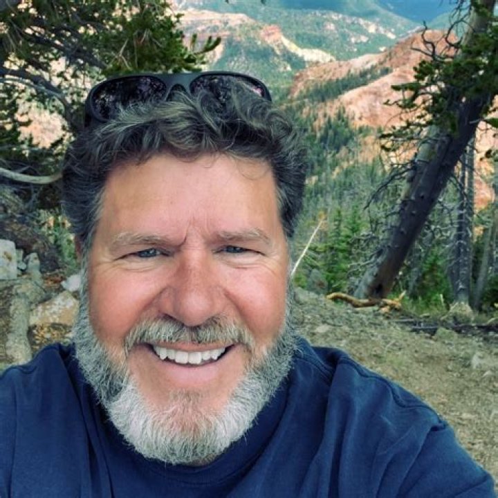 Dr. Clifford Rogers, MD – Everett, WA