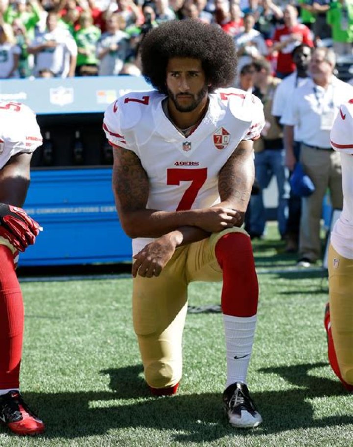 Colin Kaepernick Biography - Facts, Childhood, Family Life & Achievements