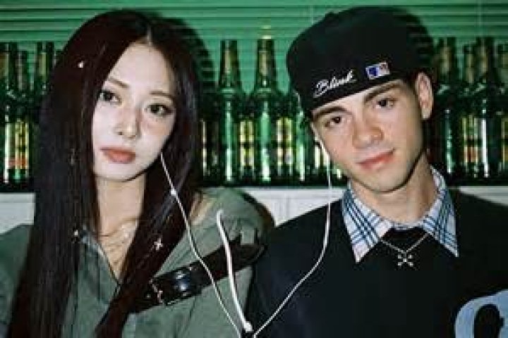 Corbyn Besson – Bio, Facts, Family Life of Pop Singer