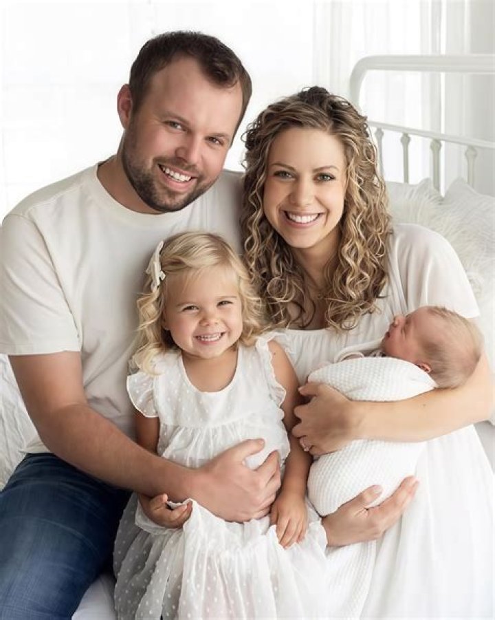 Counting On – John David Duggar & Abbie Grace Burnett’s Daughter Is Growing Up Fast! See The Sweet Pics As Baby Gracie Turns Six Months Old