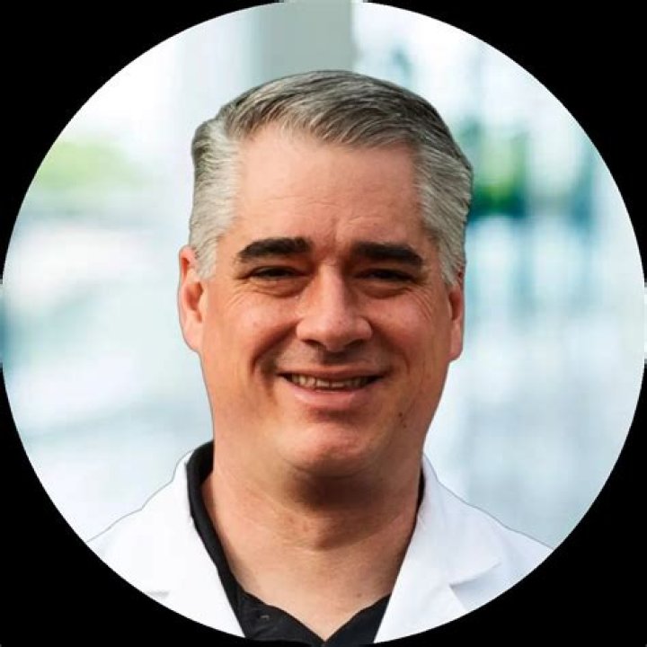 Dr. Cyril Helm, MD – Saint Louis, MO