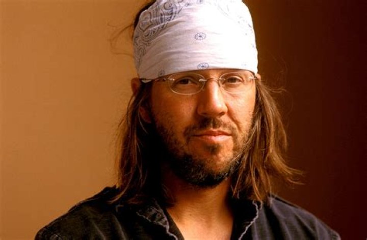David Foster Wallace Biography – Facts, Childhood, Family Life, Achievements & Timeline