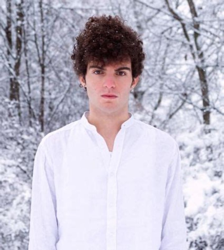 Davide Calgaro Height, Weight, Net Worth, Age, Wiki, Who, Instagram, Biography