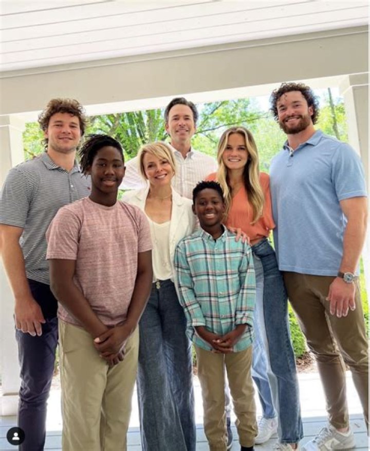 Dawson Knox family, wife, children, parents, siblings