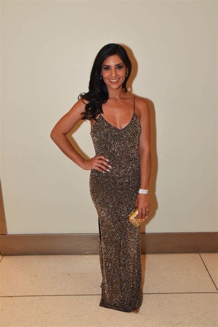 Days of Our Lives Star Camila Banus Shares Swimsuit Photo as a “Happy Girl”