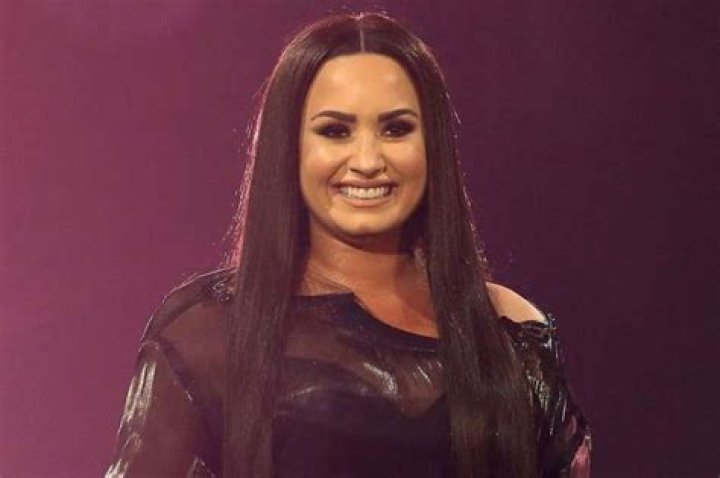 Demi Lovato Shows Appreciation For Her Friends Who Were There In Her Darkest Moments