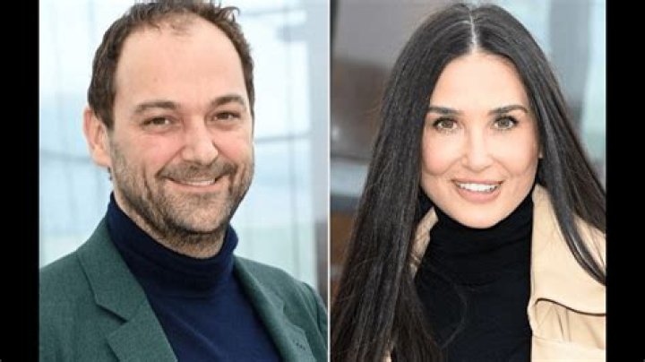 Demi Moore Is dating swiss chef and shared the first photo together