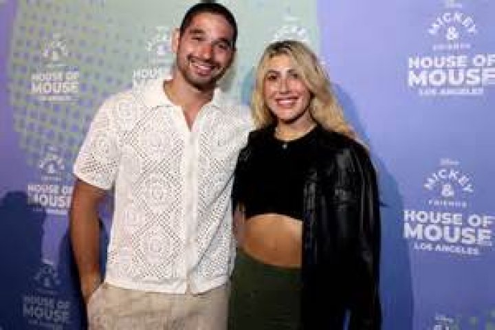 Did Alan Bersten and Amanda Kloots date? The truth about their rumored affair