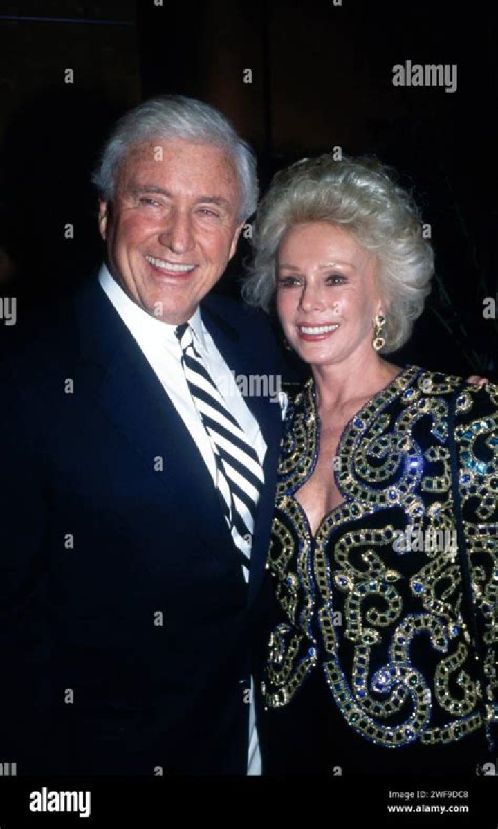 Did Eva Gabor live with Merv Griffin? – Celebrity