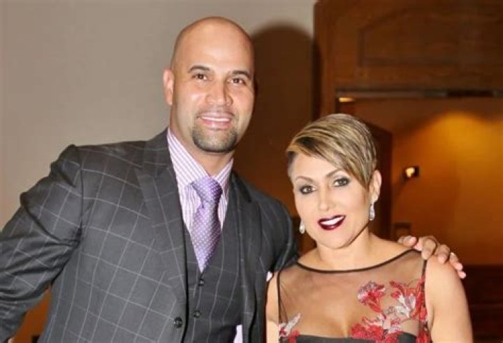 Does Albert Pujols have a mother?