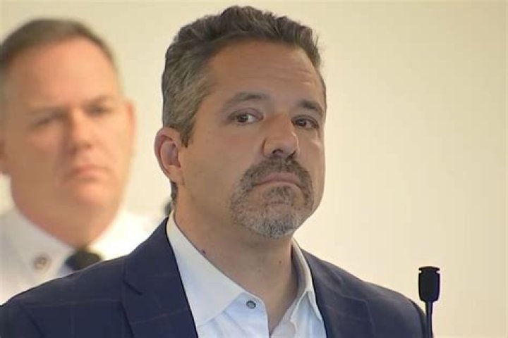 Dr Derrick Todd Wiki, Age, Wife, Kids, Net Worth and More