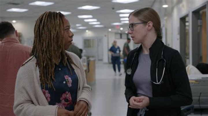 Dwight McNeil Height, Age, Salary, Girlfriend, Parents, Family, Bio, Ethnicity