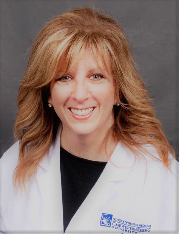 Dr. Earl Feiwell, MD – Los Alamitos, CA