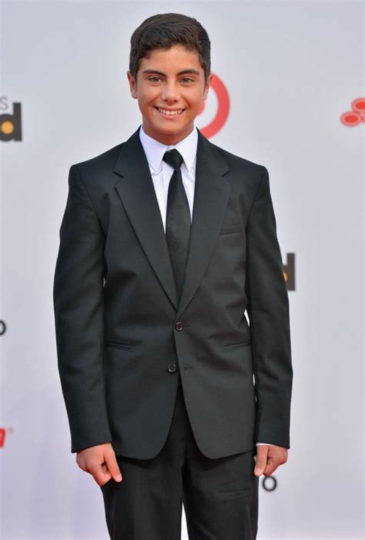 
Emilio Vodanovich Height, Weight, Net Worth, Age, Birthday, Wikipedia, Who, Nationality, Biography 